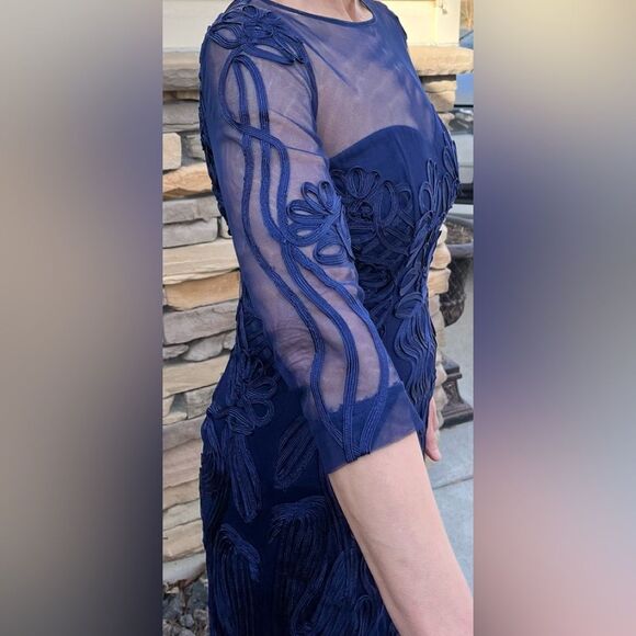 Nordstrom JS Collections dark blue mesh/embroidered maxi dress, v-back, zipper,2 - Picture 3 of 10